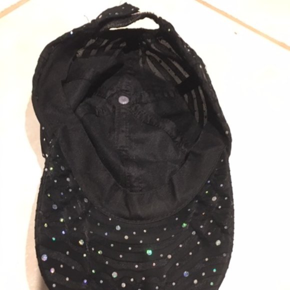 Silver/Grey Sparkled Bling Cap - Picture 6 of 6